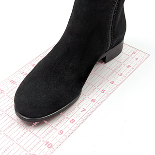 La Canadienne Women Suma Black Suede Lug Sole Chelsea Boots size 6.5