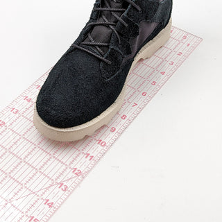 Sorel Women Caribou OTM Waterproof Lace-up Black Suede Boots size 10.5
